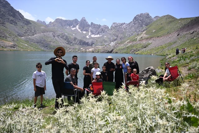Bakan Ersoy Hakkari'nin Turizm Potansiyelini Keşfetti