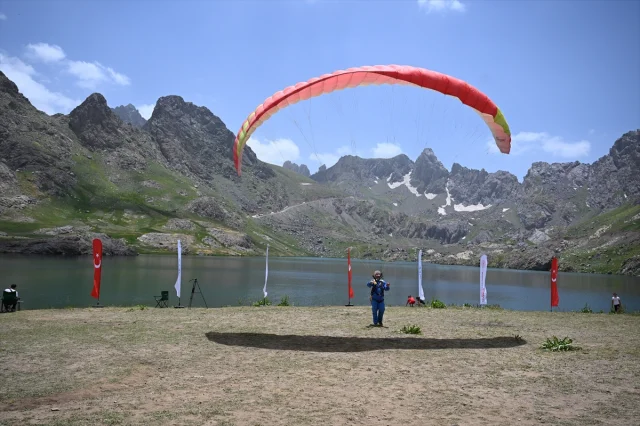 Bakan Ersoy Hakkari'nin Turizm Potansiyelini Keşfetti