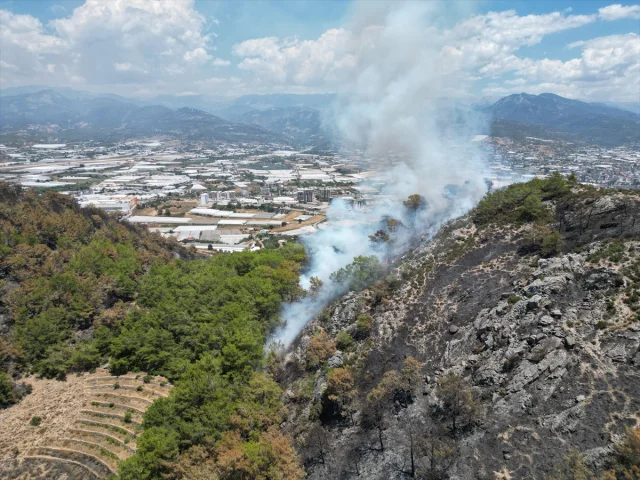 Antalya Gazipaşa Orman Yangını Kontrol Altına Alındı