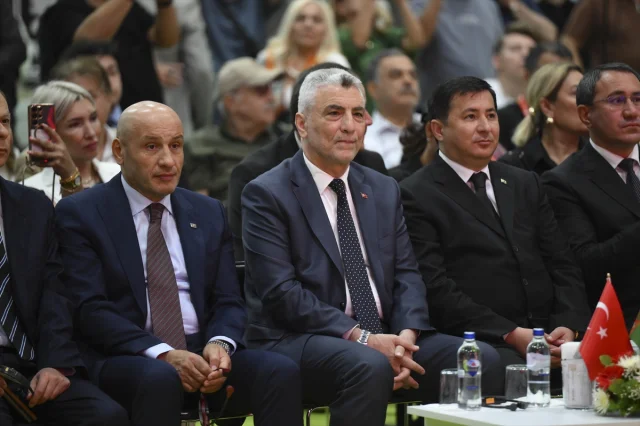 Ticaret Bakanı Bolat Türkmen-Türk İşbirliği Hedeflerini Açıkladı