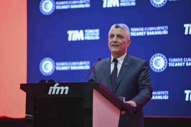 Ticaret Bakanı Bolat Türkmen-Türk İşbirliği Hedeflerini Açıkladı