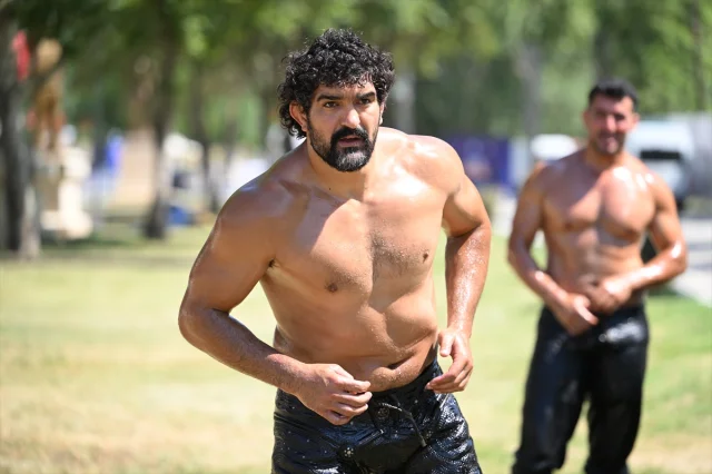 Başpehlivan İsmail Koç Kırkpınar'da Kura Şansının Önemine Di...