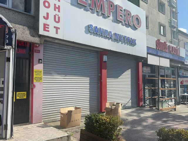 Ümraniye'deki İş Yerine El Bombalı Saldırı Panik Yarattı