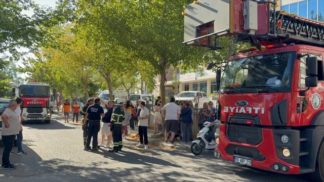 Tekirdağ'da Çatıda Patlak Veren Yangın Kontrol Altına Alındı