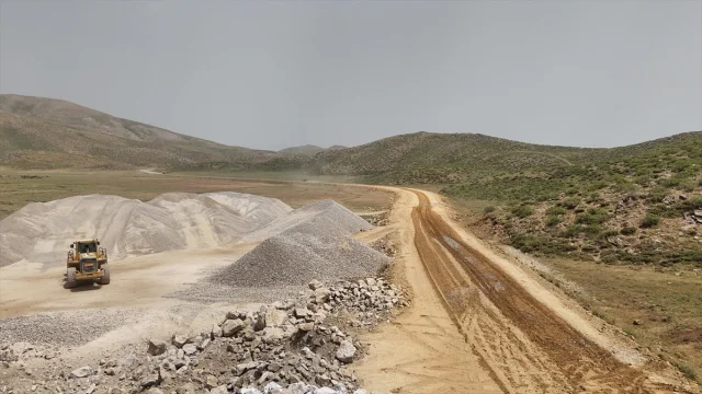 Siirt Çemikari Yaylası Yoluna Modern Dokunuş