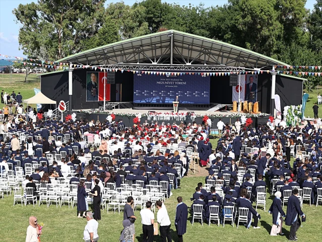 Samsun Üniversitesi'nin 7. Yılında Gururlu Mezuniyet Töreni