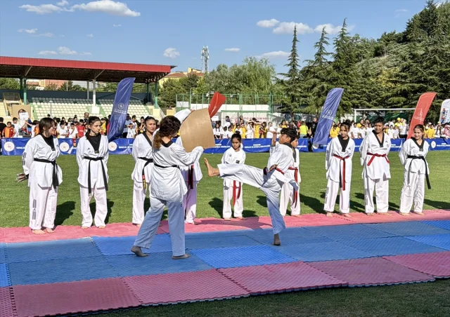 Kayseri ve Kırşehir'de Spor Seferberliği: GSB Spor Okulları...