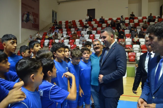 Muş ve Bitlis'te Gençlik Spor Okulları Coşkuyla Açıldı