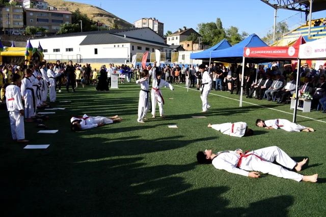 Muş ve Bitlis'te Gençlik Spor Okulları Coşkuyla Açıldı