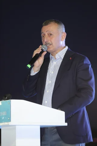 Kocaeli Balkan Halk Oyunları Festivali Coşkuyla Başladı