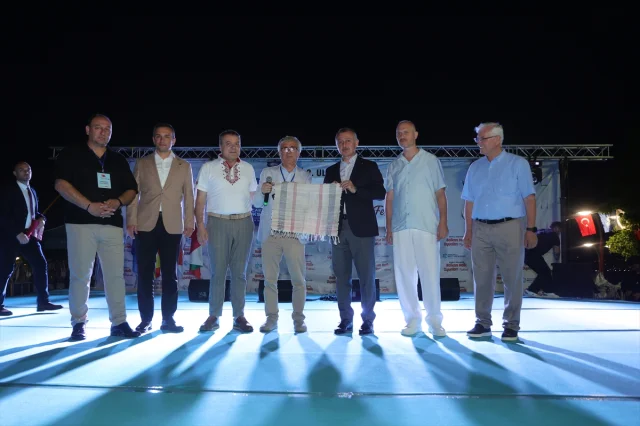 Kocaeli Balkan Halk Oyunları Festivali Coşkuyla Başladı