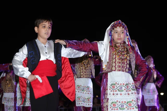 Kocaeli Balkan Halk Oyunları Festivali Coşkuyla Başladı