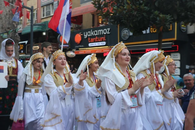 Kocaeli Balkan Halk Oyunları Festivali Coşkuyla Başladı