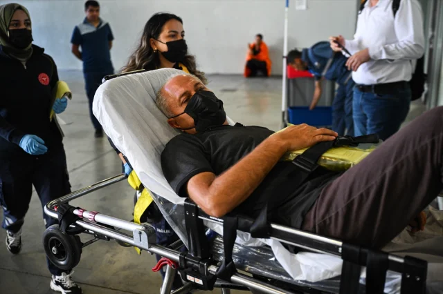 Gazze'den Türkiye'ye Umut Yolu: Yaralılar Tedavi İçin Getirildi