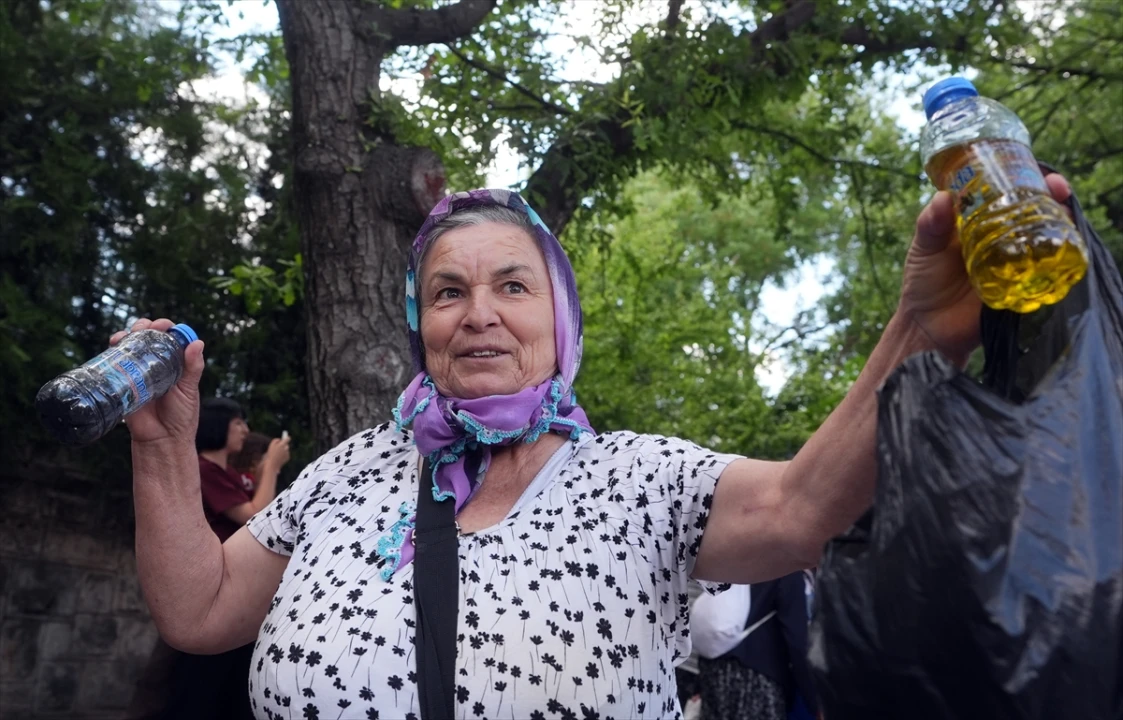 TBMM Önünde Çiftçilerden Enerji ve Maden Düzenlemesine Tepki