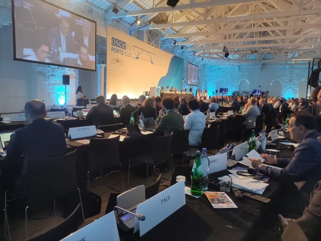 Fatih Dönmez'den Küresel Güvenlik Uyarısı: İnsani Krizlere S...