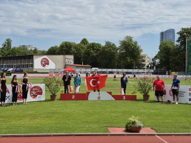 Ebrar Keskin'den Çekya'da Parlak Başarı Altın Madalya