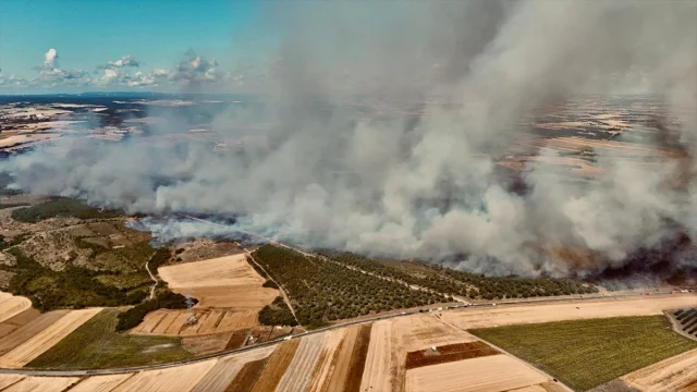 Silivri'de Yayılmakta Olan Orman Yangınına Müdahale Tüm Hızı...