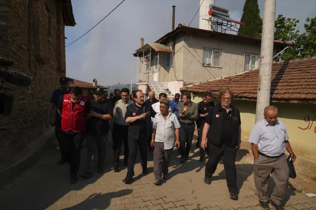 İzmir Ödemiş'te Orman Yangınına Karşı Yoğun Mücadele