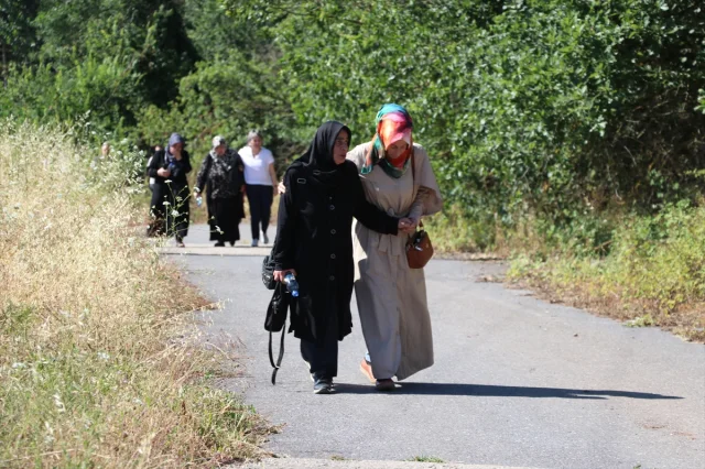 Sakarya'da Hayatını Kaybeden İşçiler Anısına Duygusal Tören