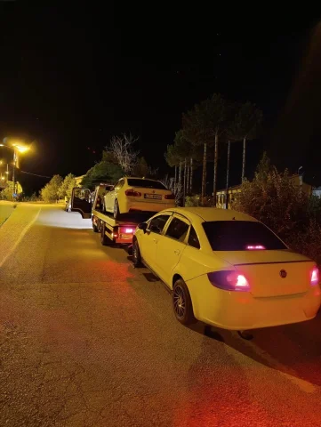 Sivas'ta Jandarma Operasyonu Sonrası Altın ve Döviz Çetesi Çökertildi