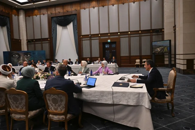 Aile ve Sosyal Hizmetler Bakanı Göktaş Ulusal Demografi Stratejisi'ni Açıkladı