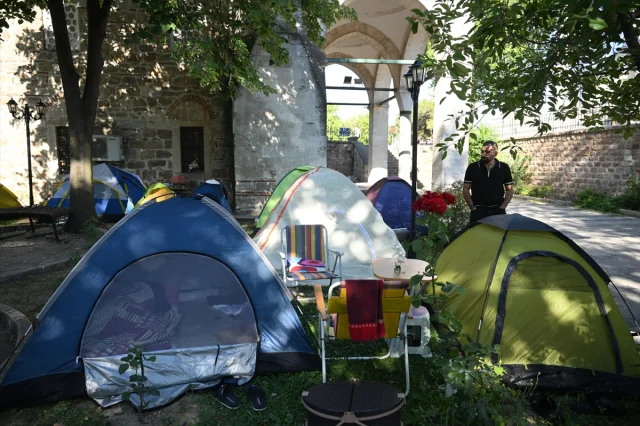 Edirne Kırkpınar'da Güreş Tutkusuyla Çadırda Konaklama Keyfi