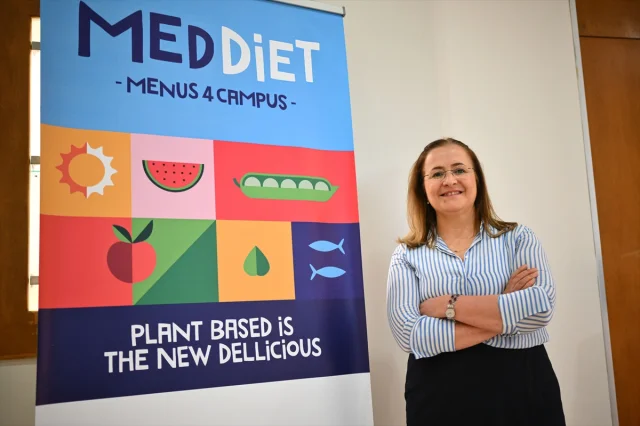 Akdeniz Diyeti Üniversite Kampüslerinde Sağlıklı Beslenmenin...