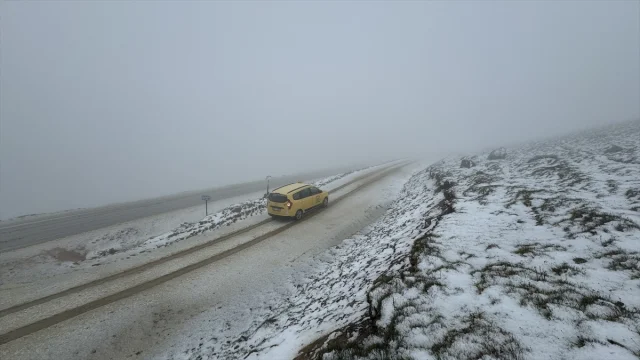 Bayburt'ta Temmuz Ayında Kar Sürprizi