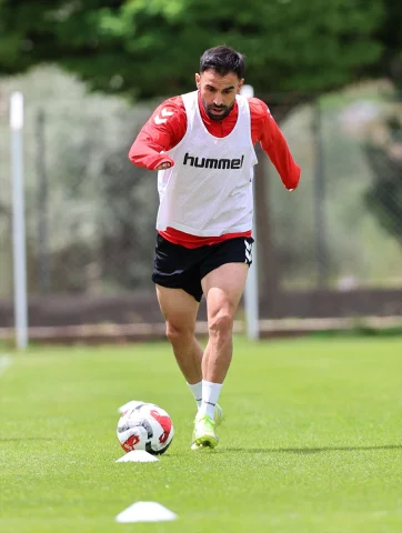 Sivasspor Yeni Sezona Hazırlıklarını Sıkı Çalışmalarla Sürdürüyor