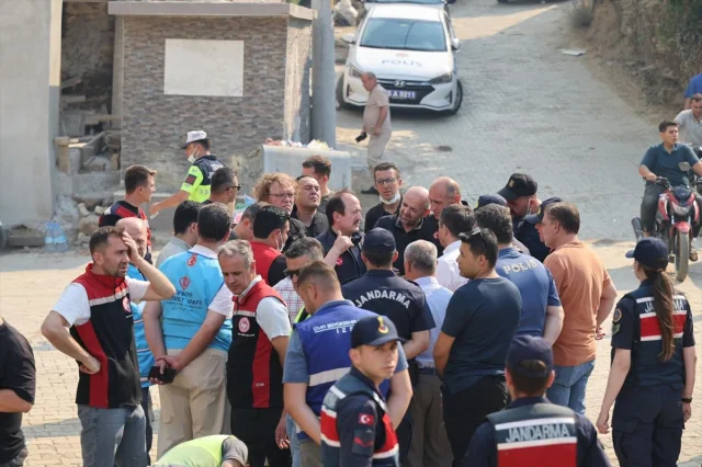 İzmir Ödemiş'teki Orman Yangınına Ev Sahipliği Yapan Yoğun Mücadele