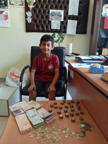 Hataylı Öğrencilerin Filistinli Çocuklar İçin Yaptığı Anlamlı Yardım