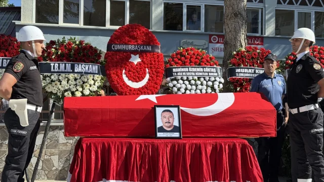 İzmir'deki Orman Yangınında Hayatını Kaybeden İbrahim Demir Son Yolculuğuna Uğurlandı