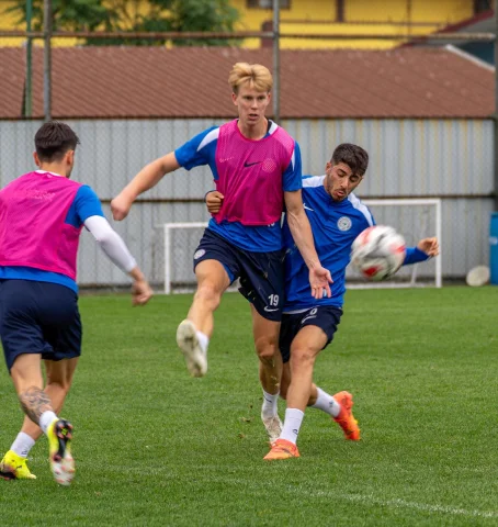 Çaykur Rizespor'da Yeni Sezon Hazırlıkları Hız Kesmeden Sürü...