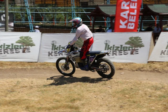 Türkiye Süper Enduro Şampiyonası Kocaeli'de Motorspor Tutkunlarını Buluşturdu