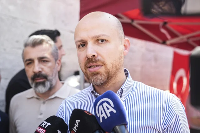 Süleymaniye Camisi'nde Aşure Günü Geleneği Mimar Sinan'ın Hatırasını Yaşatıyor