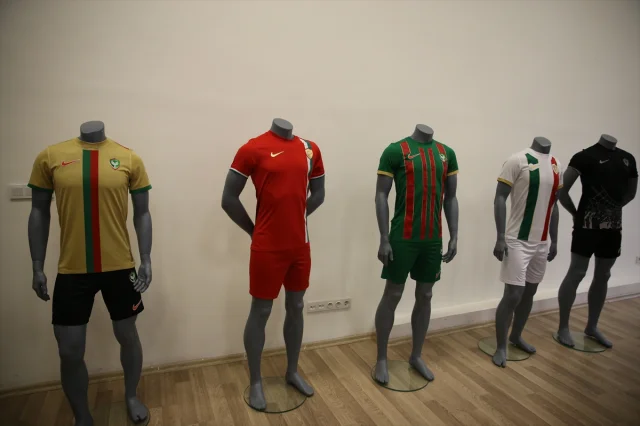 Amed Sportif Faaliyetler'den 2025-2026 Sezonu İçin Çarpıcı Forma Tanıtımı