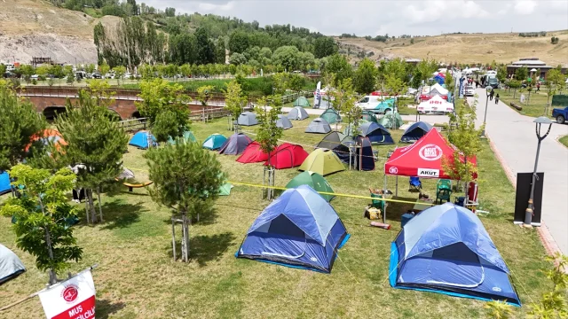 Bitlis'te AFAD'ın Akreditasyon Kampı Katılımcıları Bir Araya Getiriyor