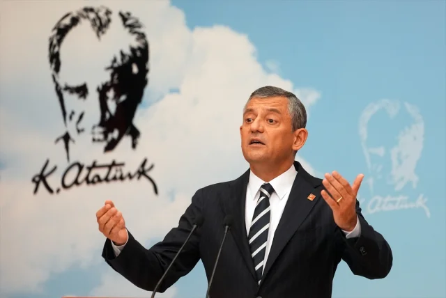 Özgür Özel'den Yolsuzluk İddialarına Sert Yanıt