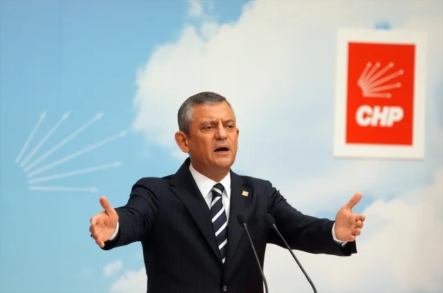 Özgür Özel'den Yolsuzluk İddialarına Sert Yanıt