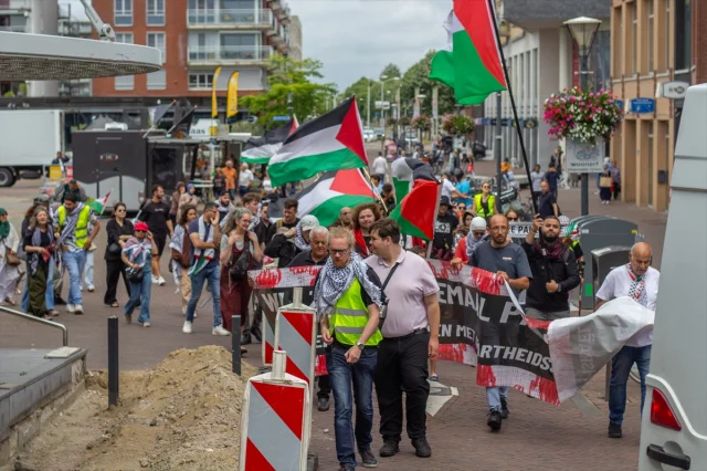 İsrail'in F-35 Parçalarına İhracat Hollanda'da Protesto Edildi