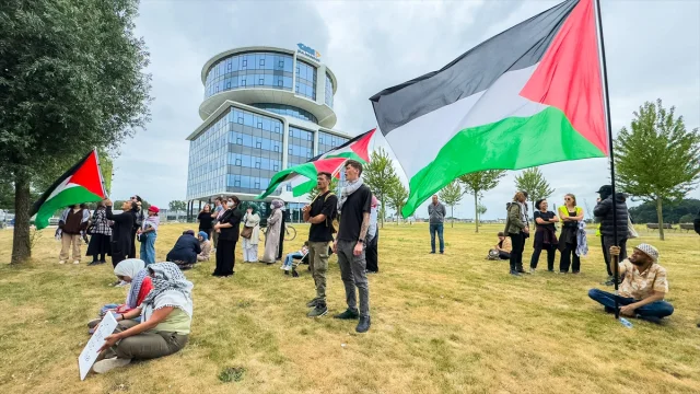 İsrail'in F-35 Parçalarına İhracat Hollanda'da Protesto Edildi