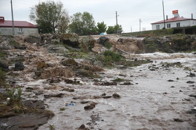 Kars'ta Sel Felaketi Hayatı Felç Etti