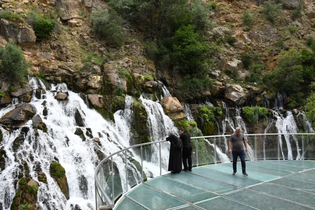 Gümüşhane'deki Tomara Şelalesi Doğaseverlerin Vazgeçilmez Adresi