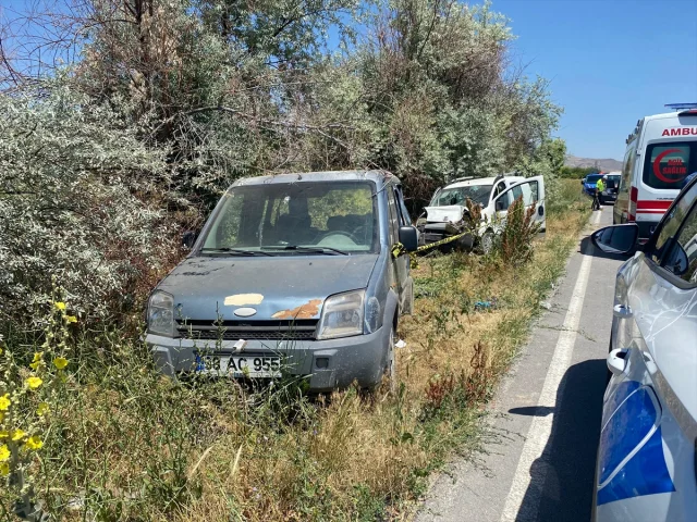 Kayseri'de İki Aracın Çarpışması Sonrası Trafik Güvenliği Yeniden Gündemde