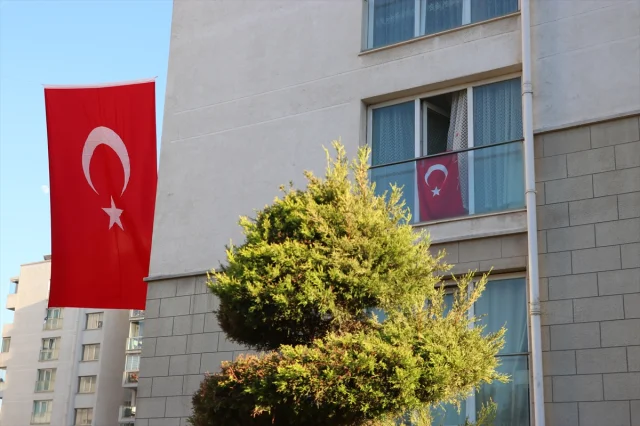 Üsteğmen Ege Akar'ın Şehadeti: İzmir'de Hüzün