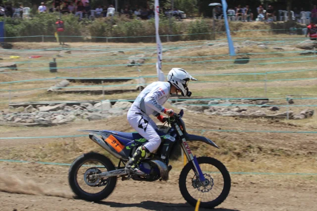Türkiye Süper Enduro Şampiyonası Kocaeli'nin Çamurlu Pistinde Kıran Kırana Geçti