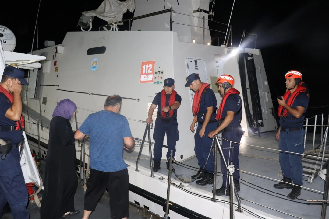 Gökçeada ve Bozcaada'da Sağlık Krizlerine Denizden Çözüm