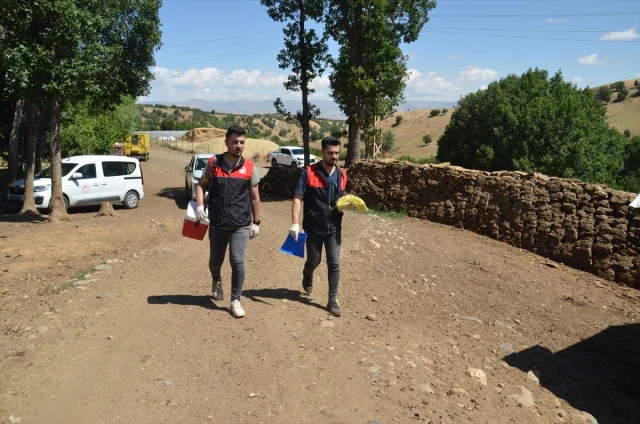 Muş'ta Küçükbaş Hayvanlar İçin Dev Aşılama ve Kayıt Operasyonu