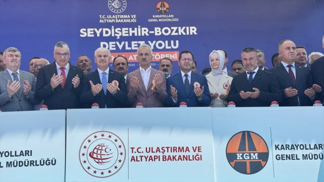 Bakan Uraloğlu'ndan Konya'da Ulaşımda Büyük Atılım Mesajı